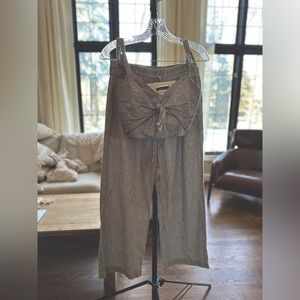 ABERCROMBIE & FITCH CROP TOP (small)PANT (medium)SET white and muted blue stripe